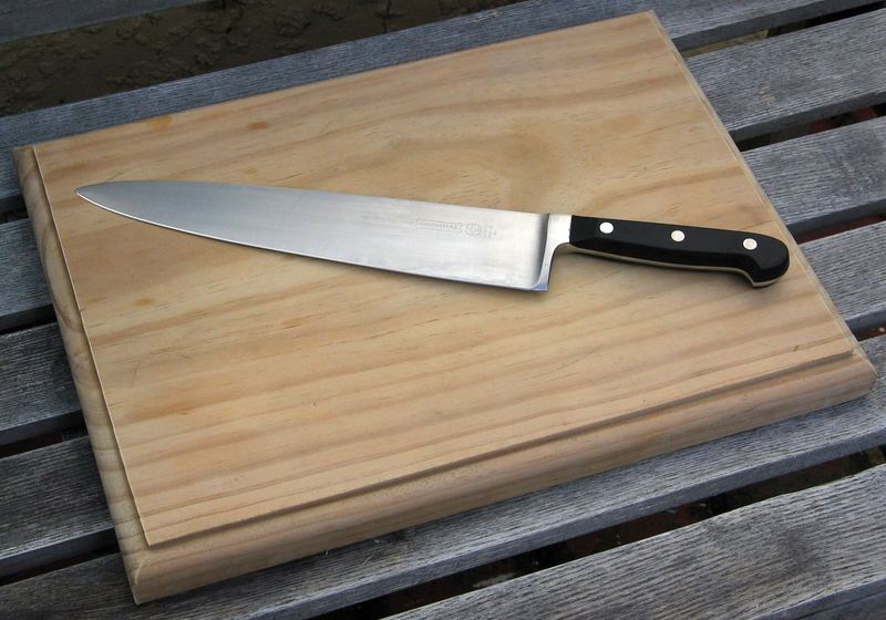 Clever Cutter 2-in-1 Knife & Cutting Board