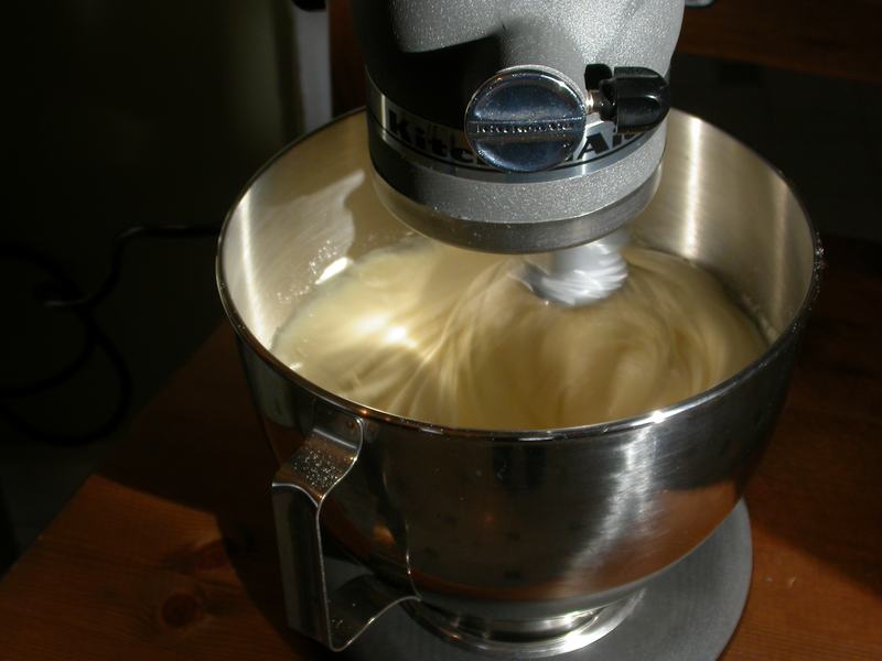 KitchenAid Artisan Plus Stand Mixer